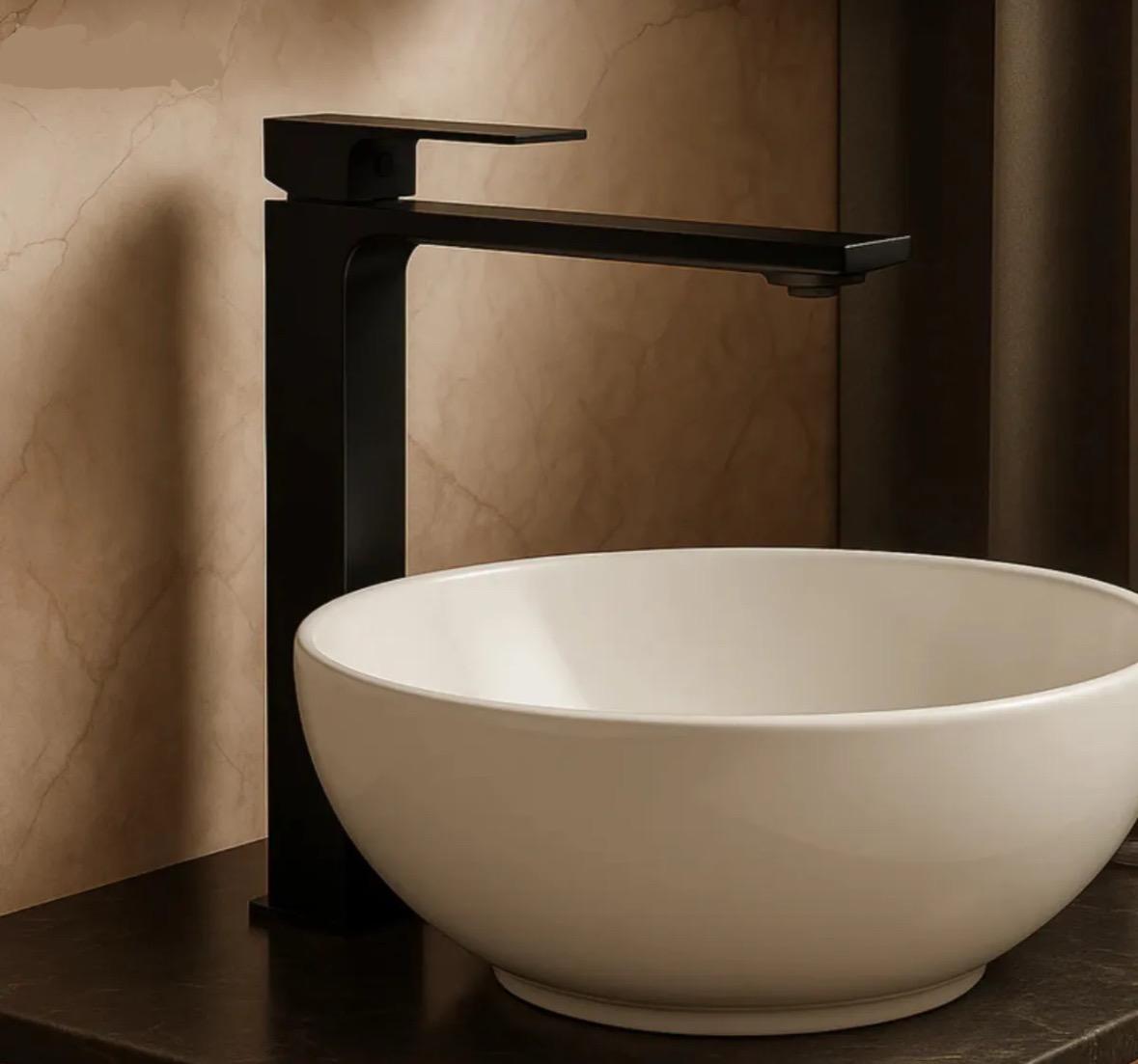 Siyah Lüx Çanak Lavabo Bataryası