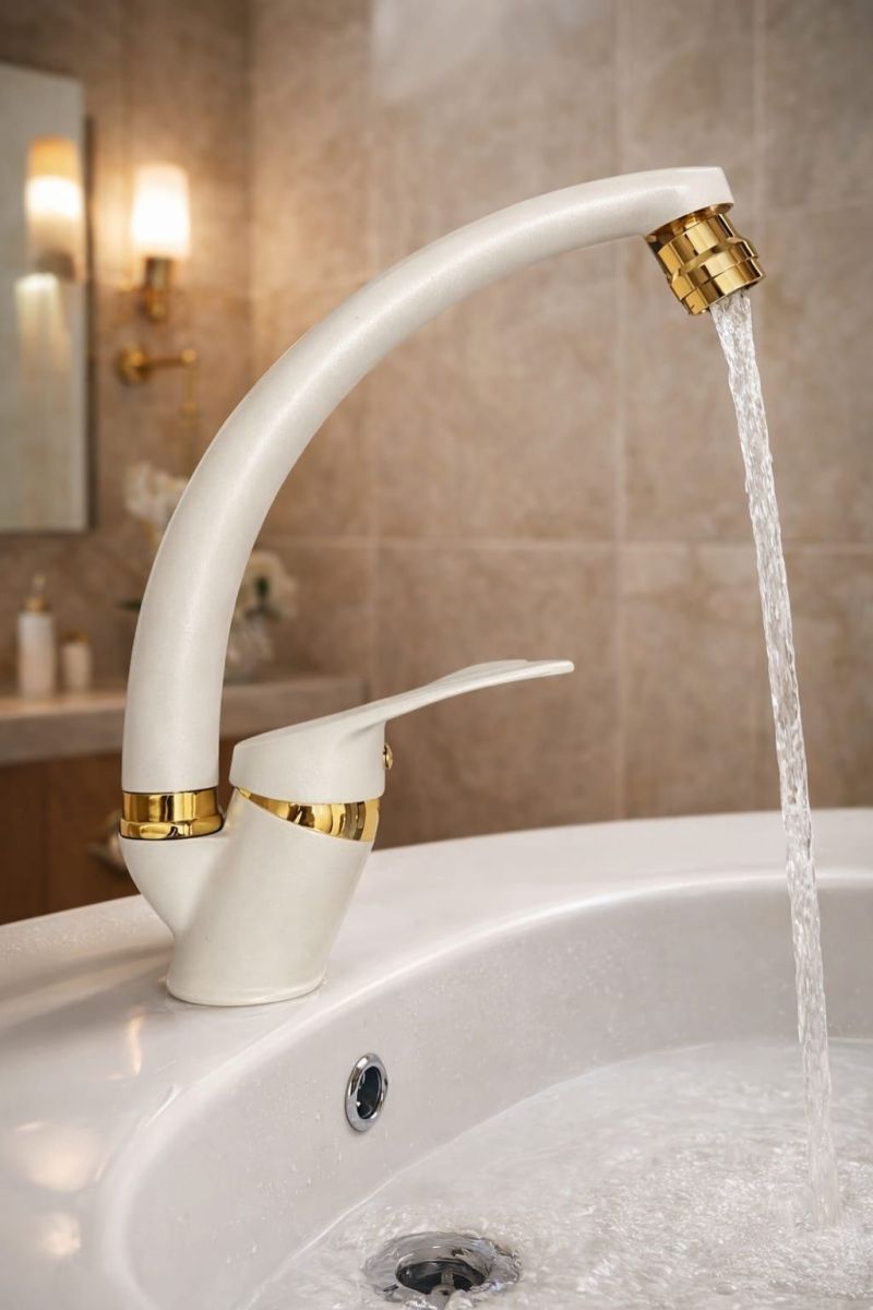 Beyaz Gold 360 Derece Oynar Başlıklı Lavabo-Mutfak Bataryası